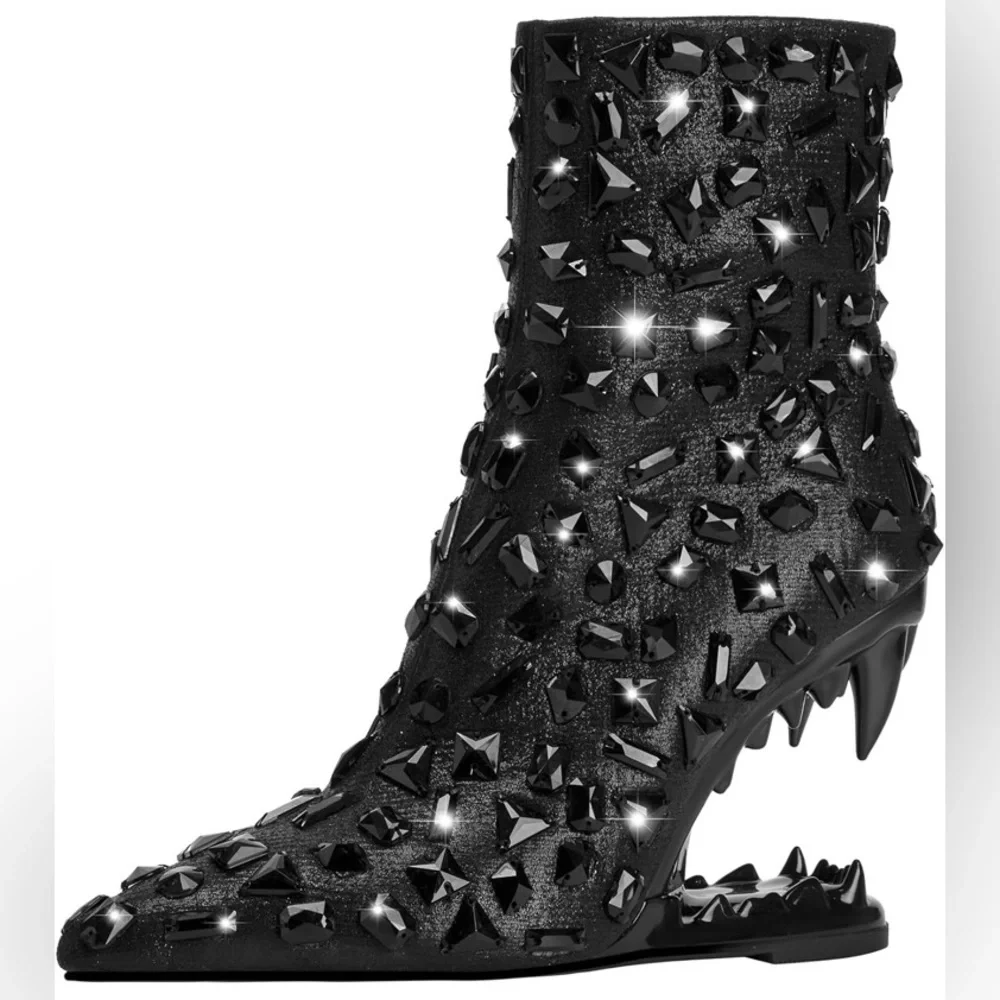 NWT Gorgeous Black Rhinestone Ankle Boots with pointed toe in Size 8.5 and 9.5 - Picture 6 of 7